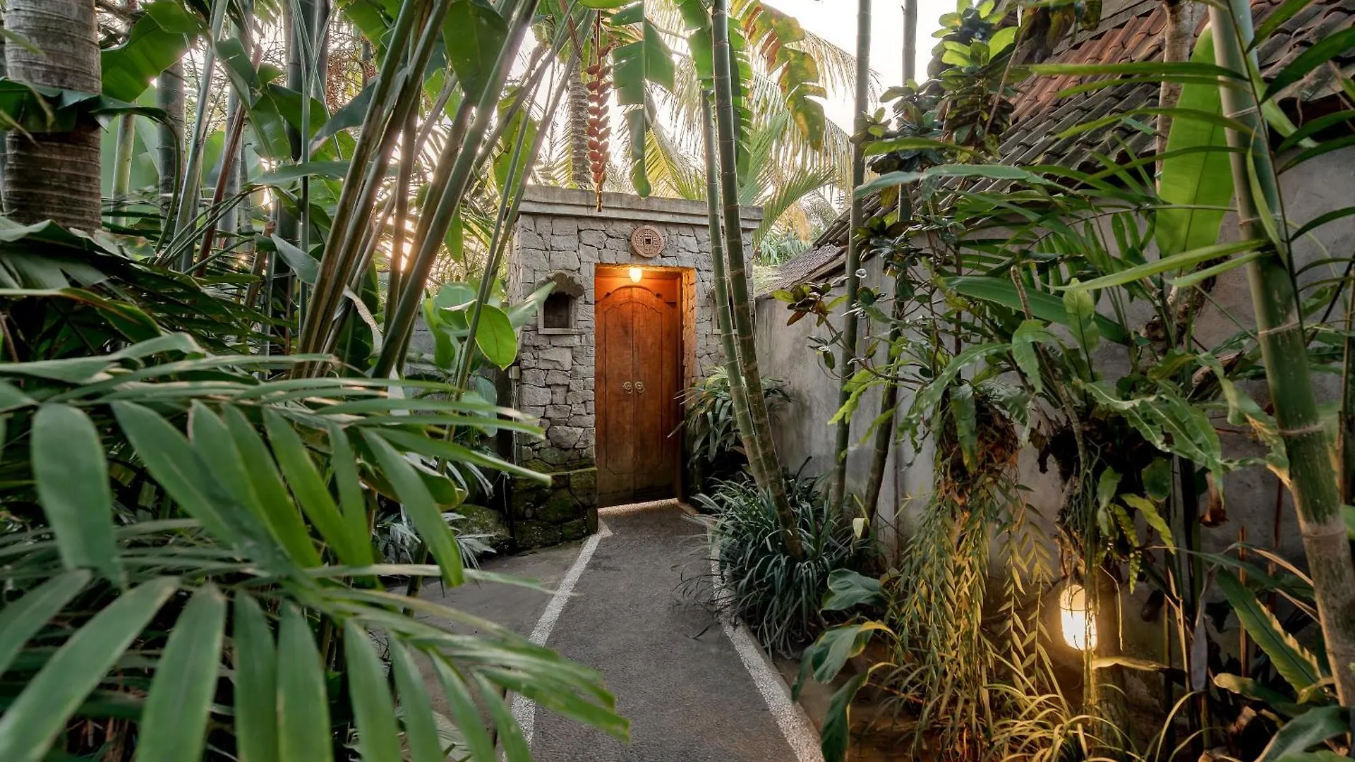 D'Bale Ananda Ubud Villa